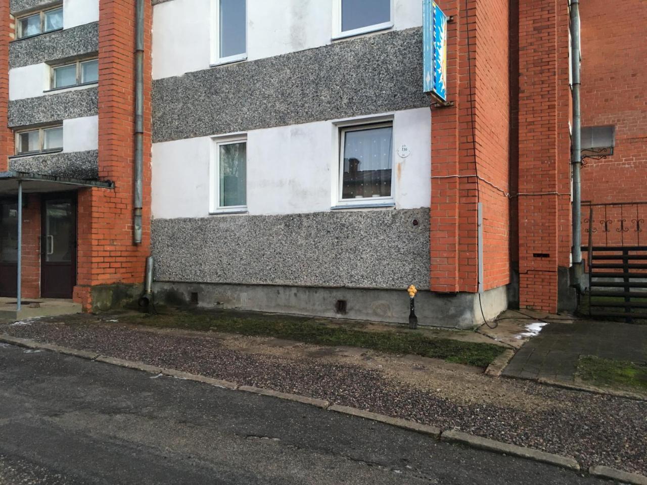 Apartamenti Bulvaris Aluksne Bagian luar foto